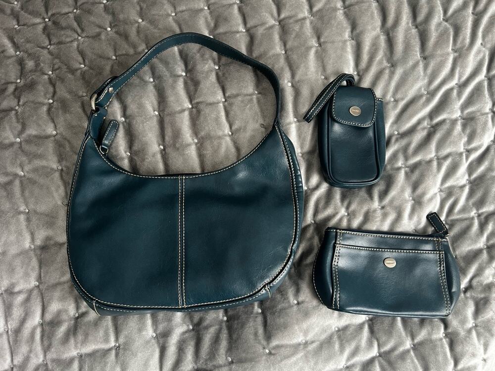 Vintage Nine West Y2K hobo purse bag with accessories